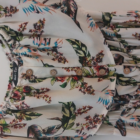 Meli + Eve  jumper with Flowers Designed  Large - Picture 5 of 12